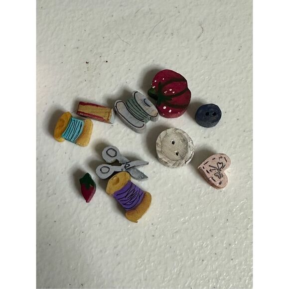 Betsy Johnson Heart-Shaped Sewing Ornament - Picture 4 of 6